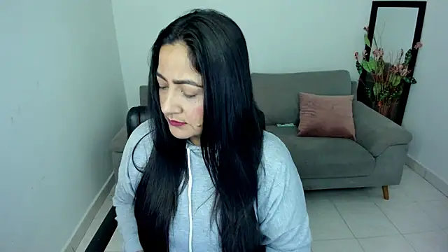 Adele Sweett online show from 12/14/25, 12:21