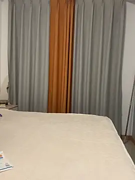 Snapshot of lululu-sweet chatting on 01/11/25, 04:03 lululu-sweet online show from 01/11/25, 04:03