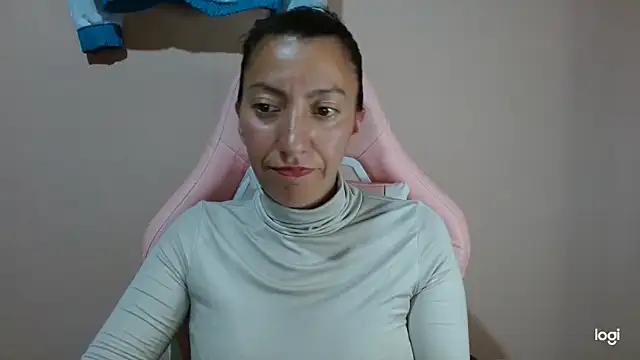 Snapshot of kaybabyhot chatting on 03/06/26, 10:17 kaybabyhot online show from 03/06/26, 10:17