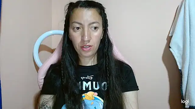 Snapshot of kaybabyhot chatting on 04/18/26, 03:54 kaybabyhot online show from 04/18/26, 03:54