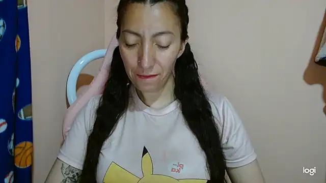 Snapshot of kaybabyhot chatting on 04/19/26, 01:32 kaybabyhot online show from 04/19/26, 01:32