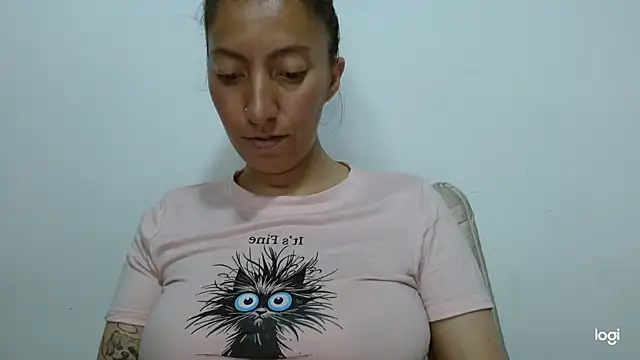 Snapshot of kaybabyhot chatting on 06/25/26, 07:51 kaybabyhot online show from 06/25/26, 07:51