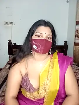 Hot-Angel  online show from 01/01/25, 12:00