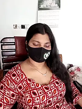 Snapshot of Hot-Angel_ chatting on 04/10/26, 04:06 Hot-Angel online show from 04/10/26, 04:06