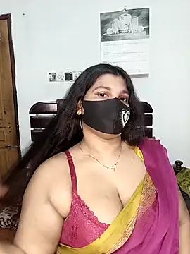 Snapshot of Hot-Angel_ chatting on 04/14/26, 03:40 Hot-Angel online show from 04/14/26, 03:40