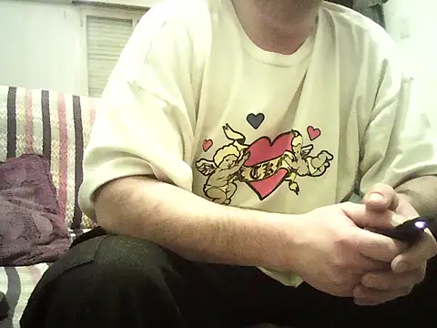 Snapshot of CCComandante chatting on 06/21/26, 07:00 CCComandante online show from 06/21/26, 07:00