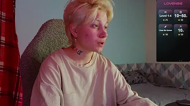 esajukyy online show from 02/25/25, 03:27