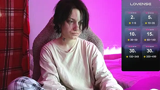 esajukyy online show from 11/26/25, 12:06