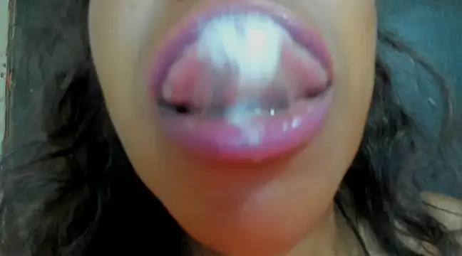 KamariaFyre online show from 01/19/25, 09:22