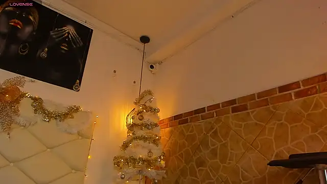 Snapshot of imlodge_ chatting on 12/12/24, 03:10 imlodge online show from 12/12/24, 03:10