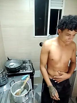 Snapshot of Black_Diamon_ chatting on 12/13/24, 06:00 Black Diamon online show from 12/13/24, 06:00