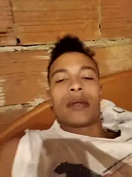 Snapshot of Black_Diamon_ chatting on 12/14/25, 10:14 Black Diamon online show from 12/14/25, 10:14