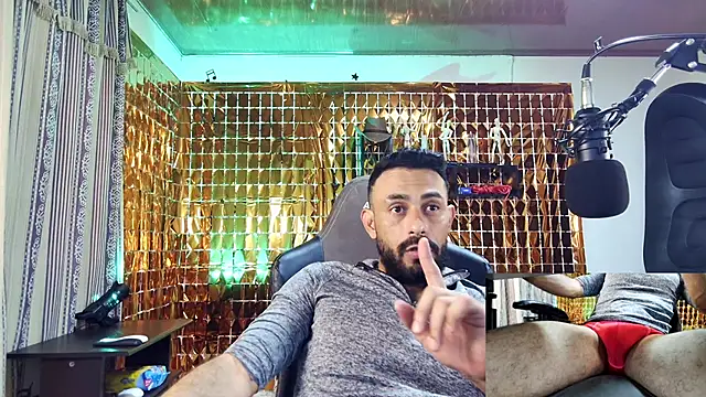 Snapshot of BEN_BLAZE chatting on 01/17/25, 05:21 BEN BLAZE online show from 01/17/25, 05:21