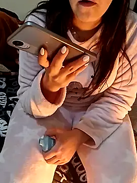 Snapshot of ShadiaStar chatting on 01/18/25, 09:45 ShadiaStar online show from 01/18/25, 09:45