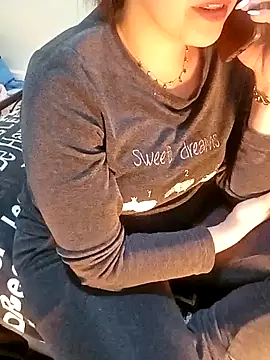 Snapshot of ShadiaStar chatting on 01/19/25, 10:49 ShadiaStar online show from 01/19/25, 10:49