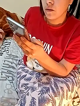 Snapshot of ShadiaStar chatting on 02/27/25, 01:16 ShadiaStar online show from 02/27/25, 01:16