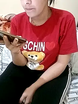 Snapshot of ShadiaStar chatting on 02/28/25, 01:03 ShadiaStar online show from 02/28/25, 01:03