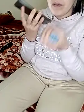 Snapshot of ShadiaStar chatting on 03/11/25, 07:36 ShadiaStar online show from 03/11/25, 07:36