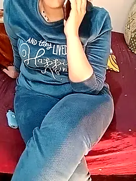 Snapshot of ShadiaStar chatting on 03/14/25, 04:21 ShadiaStar online show from 03/14/25, 04:21