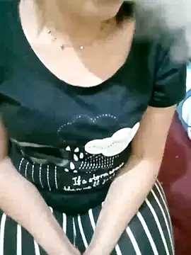 Snapshot of ShadiaStar chatting on 03/23/25, 03:43 ShadiaStar online show from 03/23/25, 03:43