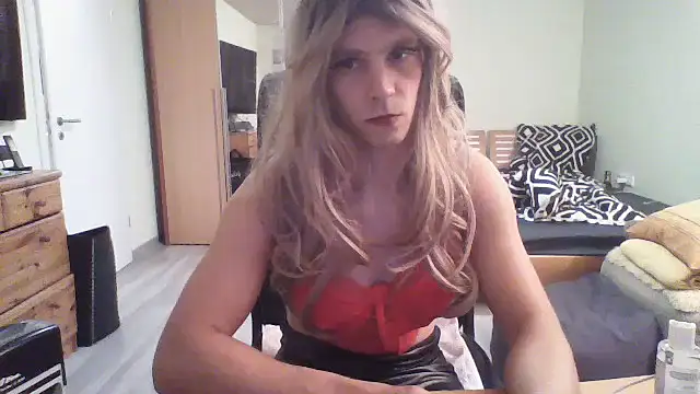 Kinky-Kristina online show from 09/16/25, 07:37