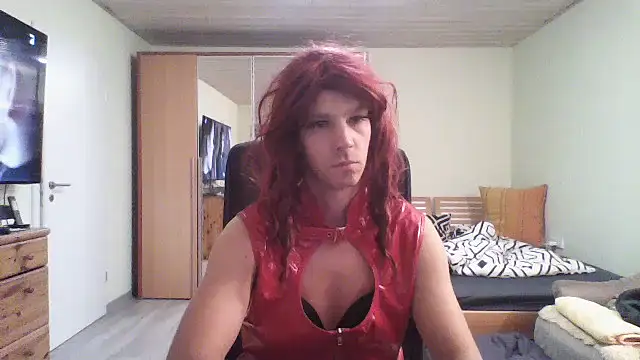 Kinky-Kristina online show from 10/10/25, 07:46