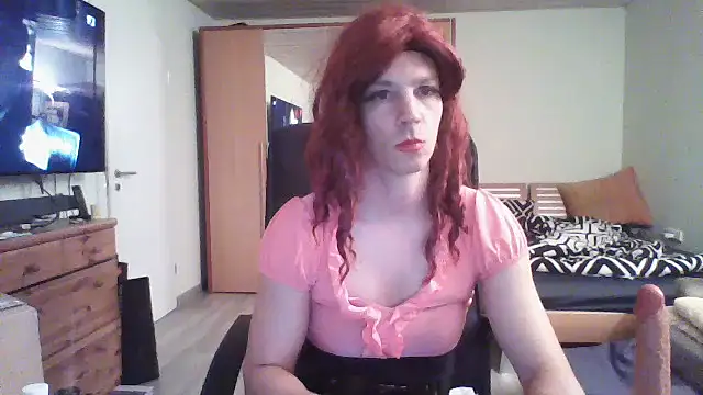 Kinky-Kristina online show from 10/21/25, 06:30