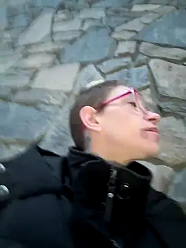 Snapshot of Stonermama666420 chatting on 12/21/25, 03:41 Stonermama666420 online show from 12/21/25, 03:41