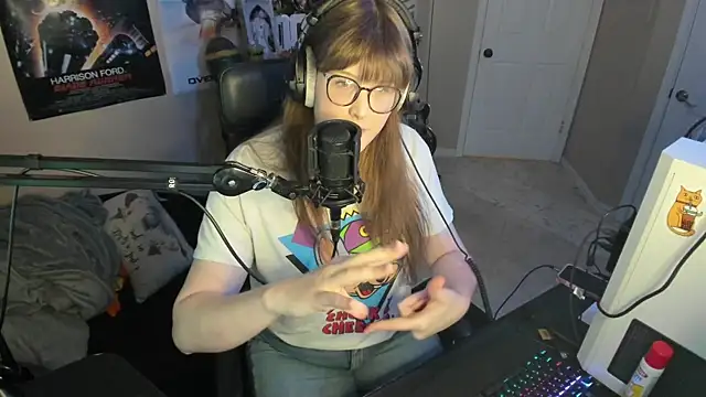 HannahCastle96 online show from 11/19/25, 10:32