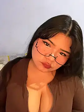 Snapshot of CANELA_9911 chatting on 06/01/26, 10:11 CANELA 9911 online show from 06/01/26, 10:11