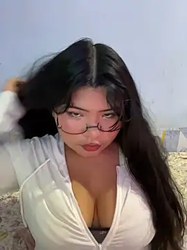 Snapshot of CANELA_9911 chatting on 06/25/26, 12:43 CANELA 9911 online show from 06/25/26, 12:43