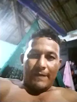 Snapshot of Feli230990 chatting on 12/11/24, 03:45 Feli230990 online show from 12/11/24, 03:45