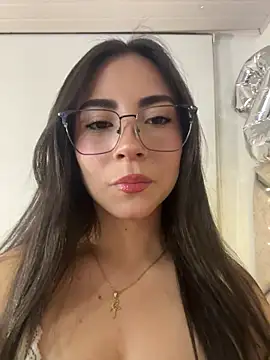 Melody 04 online show from 04/12/26, 01:10