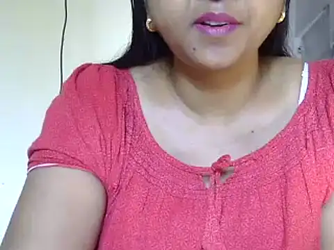 Snapshot of Suhana-sapna chatting on 02/10/25, 03:13 Suhana-sapna online show from 02/10/25, 03:13