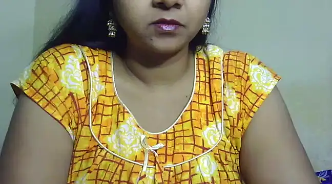 Snapshot of Suhana-sapna chatting on 02/14/25, 01:18 Suhana-sapna online show from 02/14/25, 01:18
