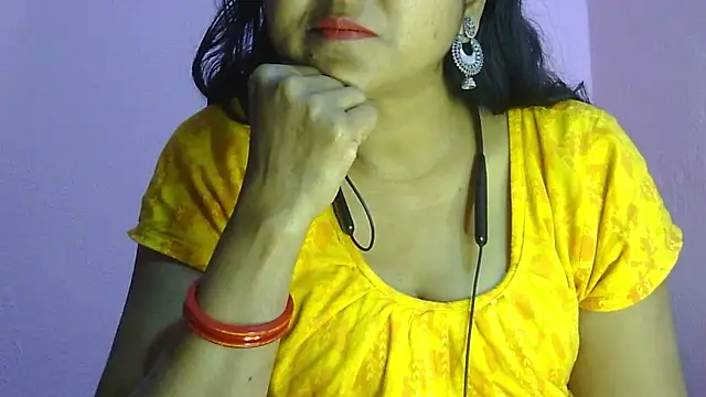 Snapshot of Suhana-sapna chatting on 01/08/26, 06:21 Suhana-sapna online show from 01/08/26, 06:21