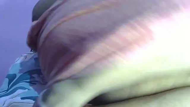 Snapshot of Suhana-sapna chatting on 01/12/26, 06:24 Suhana-sapna online show from 01/12/26, 06:24