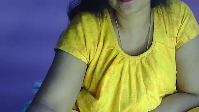 Snapshot of Suhana-sapna chatting on 02/26/26, 05:45 Suhana-sapna online show from 02/26/26, 05:45