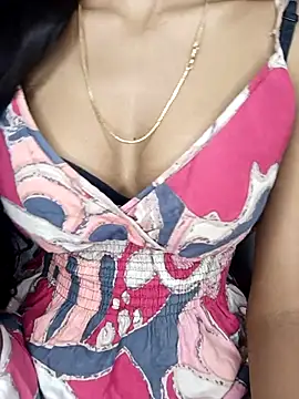 Snapshot of sexyriya_008 chatting on 10/09/25, 09:29 sexyriya 008 online show from 10/09/25, 09:29