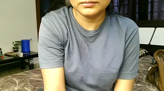 Hritvika online show from 03/19/25, 04:14