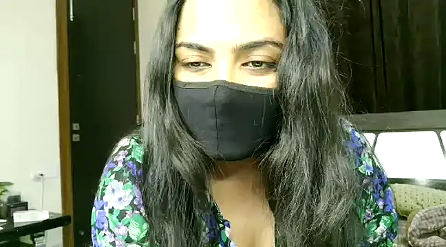 Hritvika online show from 03/20/25, 02:42