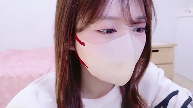 Snapshot of Runarunapi chatting on 11/10/25, 02:10 Runarunapi online show from 11/10/25, 02:10