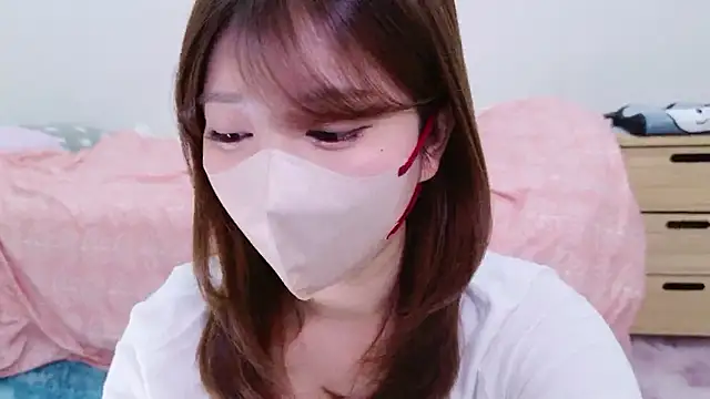 Snapshot of Runarunapi chatting on 11/12/25, 09:10 Runarunapi online show from 11/12/25, 09:10