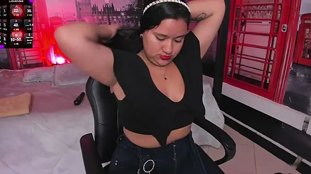 natasha adams22 online show from 11/13/25, 02:10