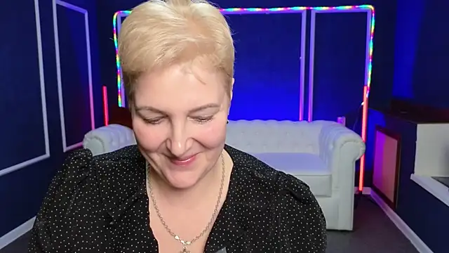 Sandra Snow online show from 12/27/24, 06:31