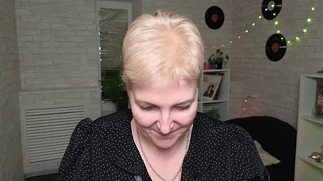 Sandra Snow online show from 12/29/24, 11:08