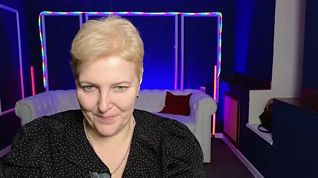 Sandra Snow online show from 01/06/25, 08:39