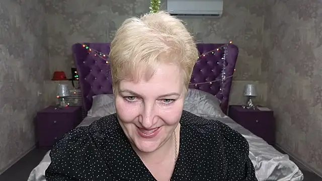 Sandra Snow online show from 01/16/25, 08:46