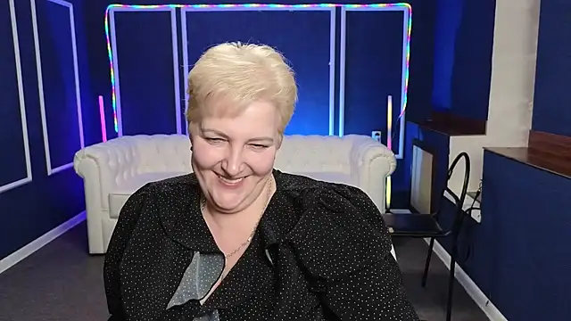 Sandra Snow online show from 02/02/25, 08:41