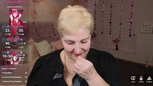 Sandra Snow online show from 02/21/25, 02:38